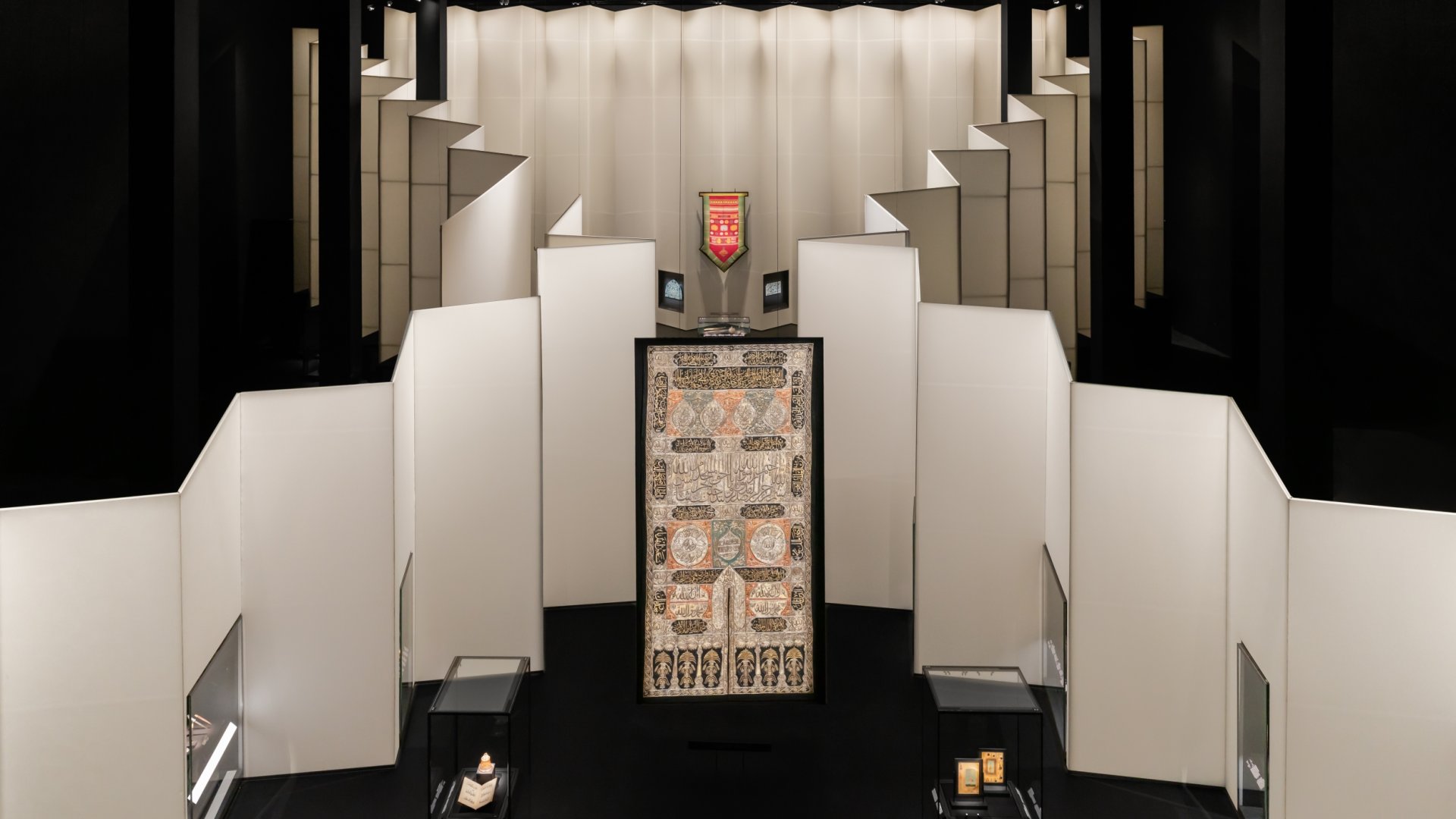 01_oma_islamic_arts_biennale_photo_by_marco_cappelletti_courtesy_of_the_diriyah_biennale_foundation.jpg