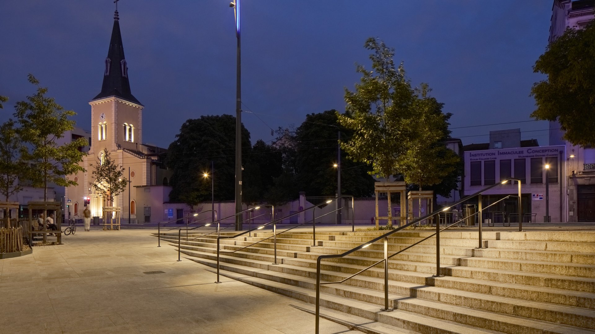 006_place_grandclement_villeurbanne_renaud_araud_hd.jpg