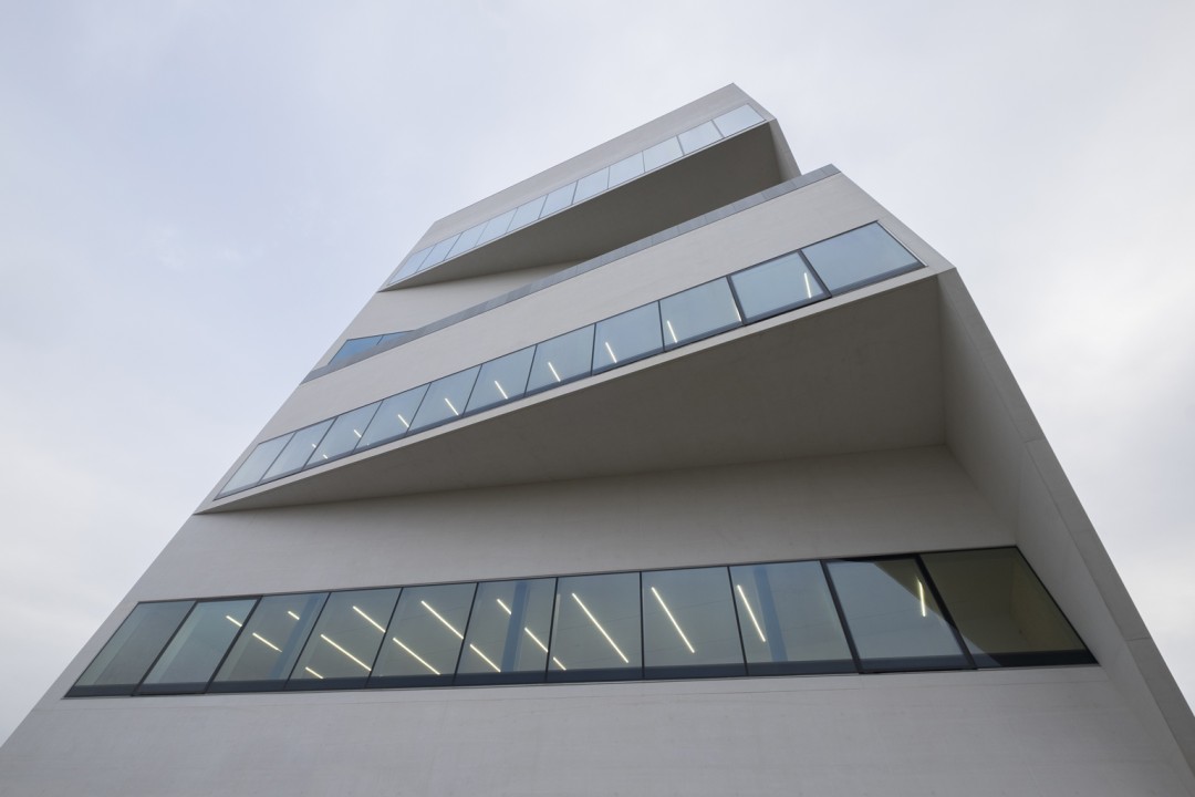 milan_fondation_prada_torre_9.jpg